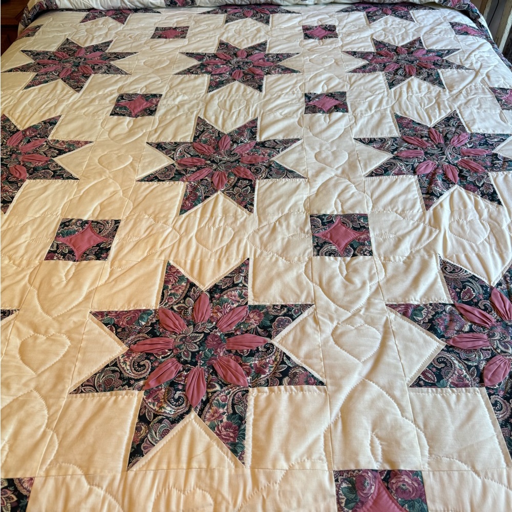 Authentic Vintage Amish Made Queen Size Quilt - Picture 7 of 16